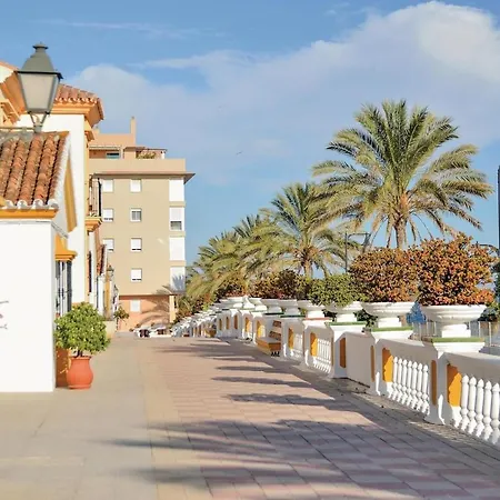 2 Bedroom Cozy Apartment In Estepona Apartment *
